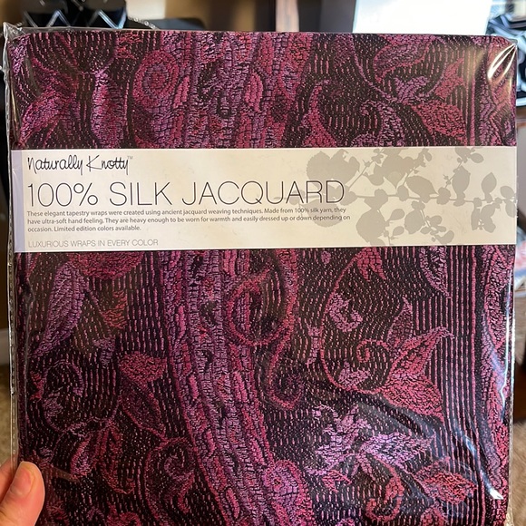 Accessories - NWT Naturally Knotty 100% Silk Scarf